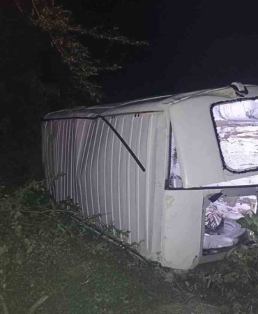 Malkara’da otomobil ile minibüs çarpıştı: 15 yaralı