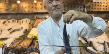 Marmara Denizi açıklarında uçan balık yakalandı