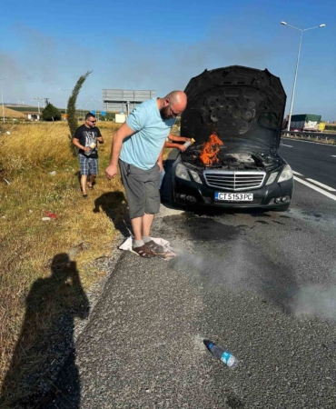 Mercedes otomobil yandı