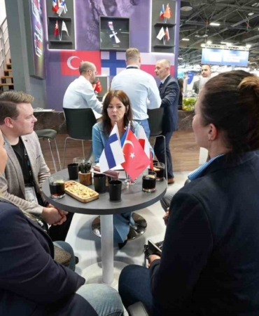 Miilux OY, yeni zırh çeliklerini Eurosatory Fuarı’nda tanıttı