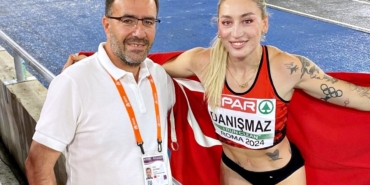 Milli atlet Tuğba Danışmaz rekor kırarak olimpiyat kotası aldı