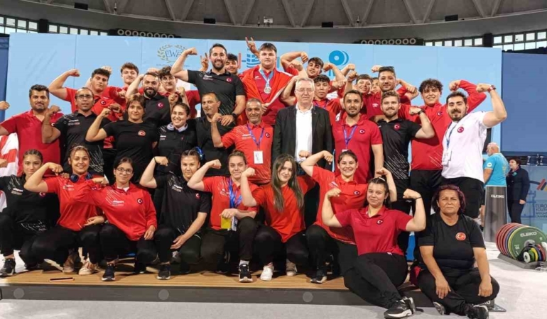Milli halterciler, Yıldızlar ve 15 Yaş Altı Avrupa Şampiyonası’nda 61 madalya kazandı
