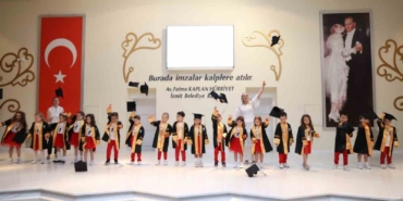 Minikler mezuniyet coşkusu yaşadı