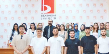 Öğrencilerin kariyerine yön verecek seminerler düzenleniyor
