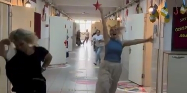 Öğretmenlerin karne sevinci gülümsetti