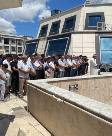 Ormanlık alanda ölü bulunan kadın son yolculuğuna uğurlandı