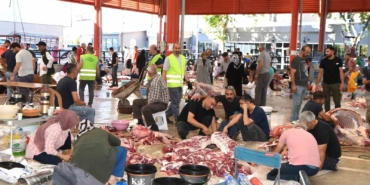 Osmangazi’de kurbanlıklar hijyenik ortamlarda kesildi