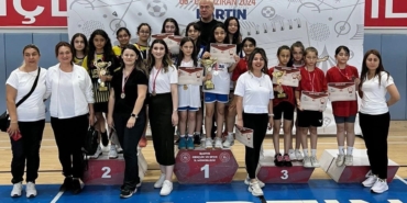 Osmangazili badmintonculardan Türkiye şampiyonluğu