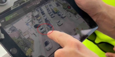 (Özel) Bursa’da dron destekli ’yaya’ denetimi: Yol vermeyen sürücüler teker teker tespit edildiler