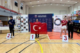 Özel sporcu Ebru Acer’den Altın Madalya!