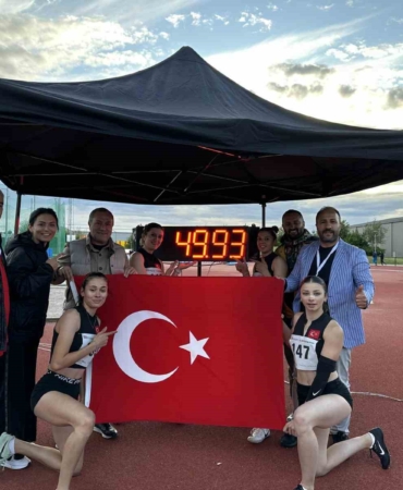 Özel sporcular, dünya rekoru kırarak Avrupa şampiyonu oldu