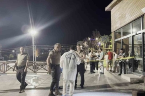 Parkta tartıştığı 2 kişiyi bıçakladı: Kaçarken yakalandı