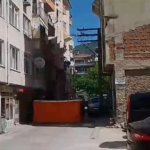 Psikolojik sorunları olan şahsı hastaneye götürmek için itfaiye seferber oldu