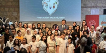 Rami Kütüphanesi’nde öğrencilerin yazdığı “İnsanlığın Kalbi Filistin” kitabı tanıtıldı