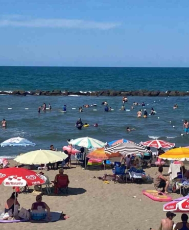 Sakarya sahillerinde denize girmek 3 gün yasak
