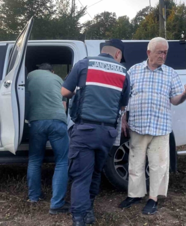 Sakarya’da kazma ve tüfekli kavga: 2 yaralı