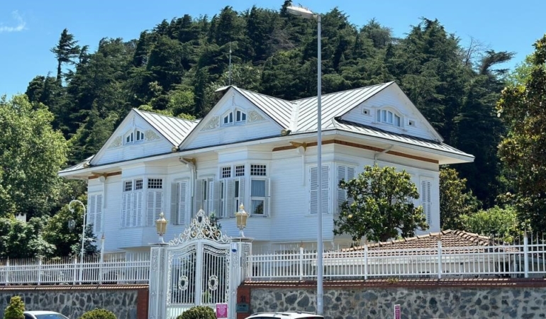 Sarıyer’de 130 milyon liralık yalı soygununa ilişkin 3 şüpheli tutuklandı