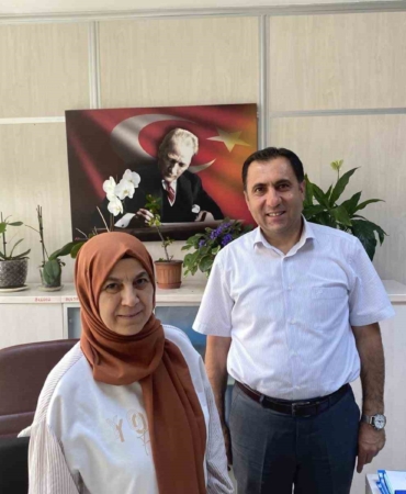 Şehit ailelerini iş yerlerinde ziyaret etti