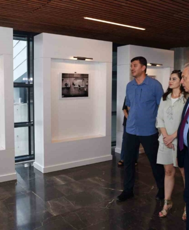 Şehrin sessiz tanıklarını fotoğraflara taşıdı