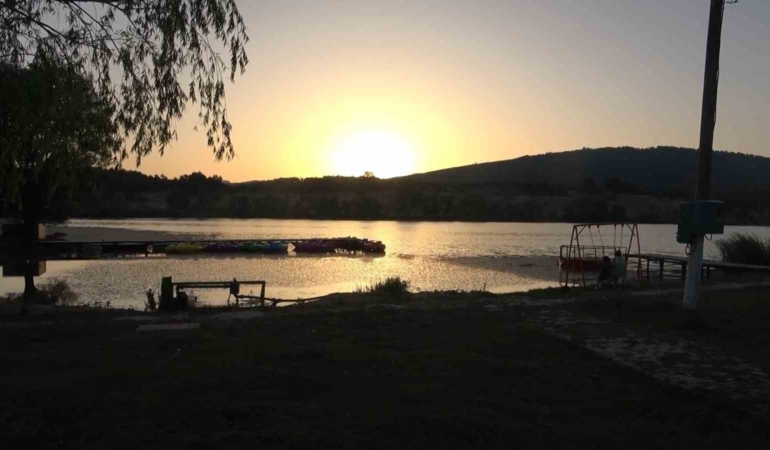 Şehrin sıcağından bunalanlar ‘Doğal Klima’ Gököz’ü tercih ediyor