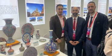 Seramik kardeşliği Çin basınında