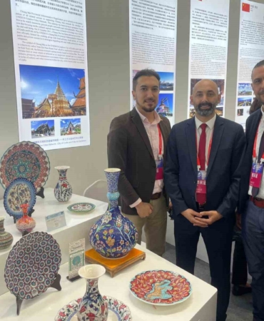 Seramik kardeşliği Çin basınında