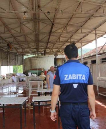 Serdivan’da kurban kesim yerlerinde denetim