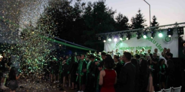 Servetiye Cephesi Proje Anadolu Lisesi ilk mezunlarını gururla uğurladı