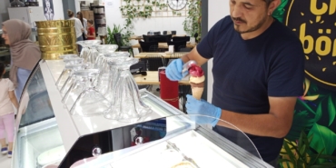 Sıcak havalarda dondurmaya ilgi büyük