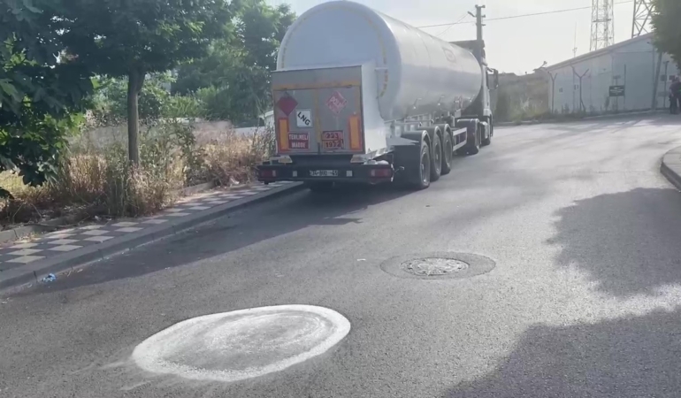 Sıvılaştırılmış doğal gaz sızıntısı ekipleri harekete geçirdi