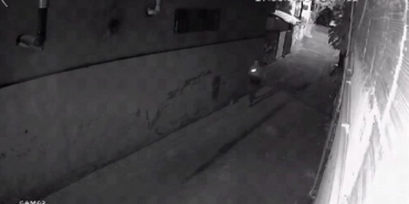 Sultanbeyli’de polise silahla ateş eden 2 gaspçı yakalandı