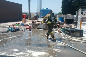 Tadilat halindeki benzinlikte çıkan yangın korkuttu