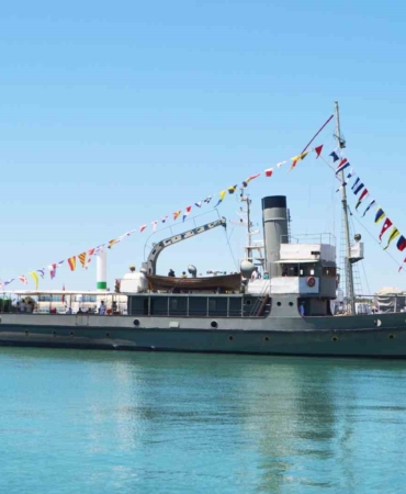 TCG Nusret Gemisi Ayvalık’ta