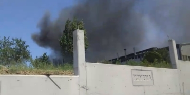 Tekirdağ’da fabrika yangını: Gökyüzü siyah örtü ile kaplandı