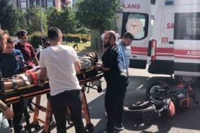 Tekirdağ’da motosikletle otomobilin çarpıştığı kaza kamerada