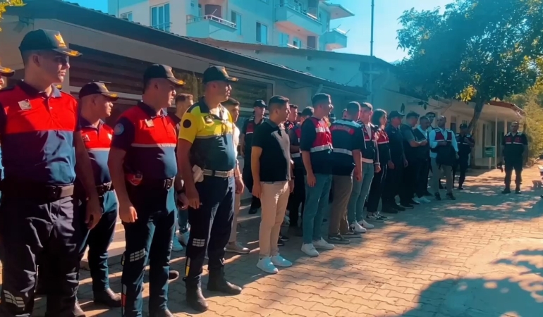 Tekirdağ’da "Zıpkın-13" operasyonunda bin 650 kişinin GBT sorgulaması yapıldı