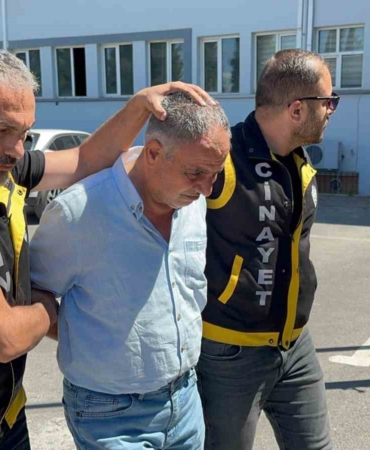Ticari takside gördüğü eşini ve ticari taksi şoförünü vuran koca yakalandı