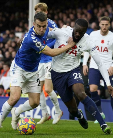 Tottenham’da Tanguy Ndombele’nin sözleşmesi feshedildi