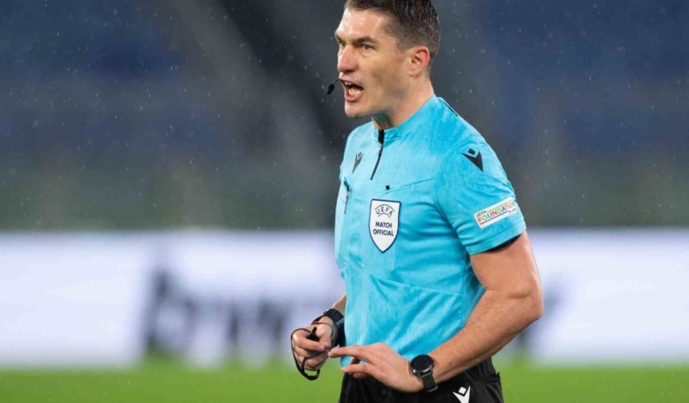 Türkiye - Çekya maçında Rumen hakem Istvan Kovacs düdük çalacak