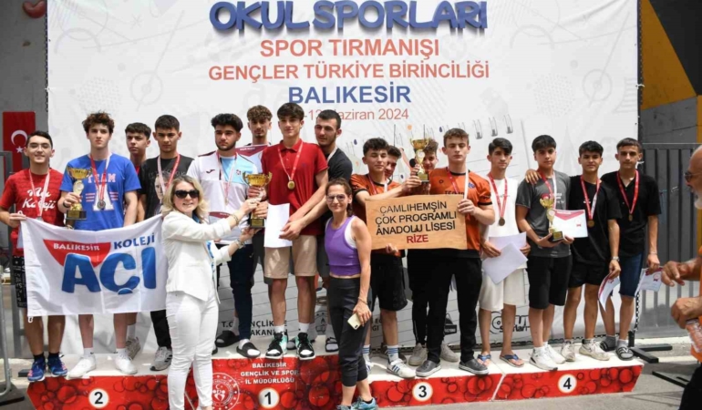Türkiye Gençler Spor tırmanışı şampiyonası Balıkesir’de gerçekleşti