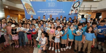 Türkiye İş Bankası “Karneni Göster Kitabını Al” kampanyası 17 yaşında