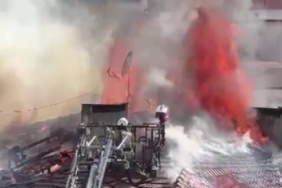 Tuzla’da çatıların alev alev yandığı anlar kamerada