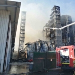Tuzla’daki fabrika yangını 6 saatte söndürüldü