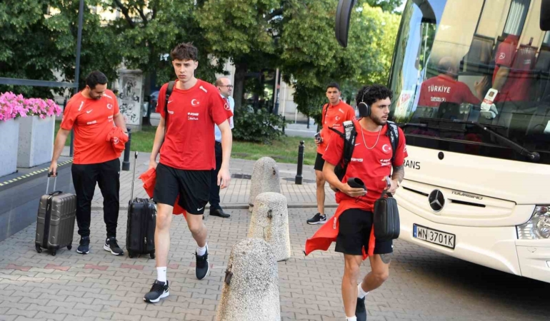 Ümit Milli Takım, Varşova’ya gitti