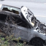 Ümraniye’de bir otomobil alev alev yandı