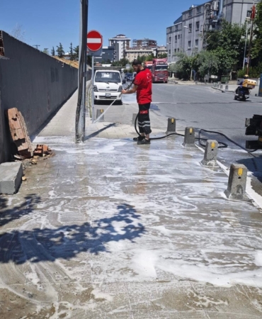 Ümraniye’de Kurban Bayramı sonrası geniş çaplı temizlik