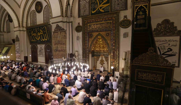 Vali Demirtaş vatandaşlarla bayramlaştı