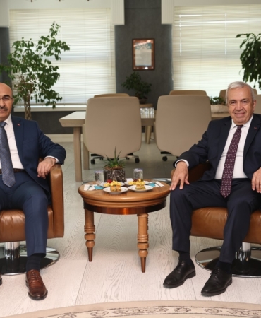 Vali Demirtaş’tan Başkan Şadi Özdemir’e ziyaret