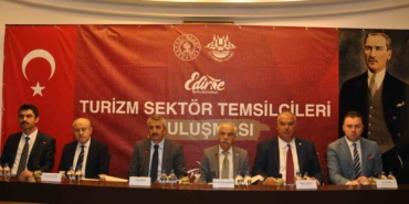 Vali Sezer: "Enez ve Keşan’da vatandaşlarımızın rahatlıkla girebileceği halk plajları yapalım istiyoruz"