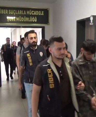 Vatandaşları 5.5 milyon TL dolandıran sahte karavan çetesinin üyeleri tutuklandı